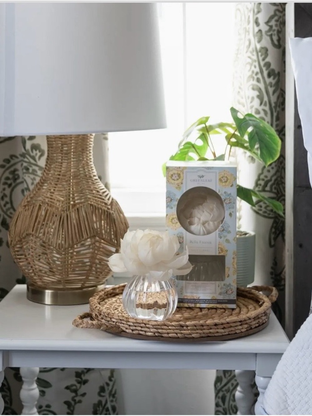 Greenleaf Bella Freesia Soft Floral Diffuser - Cream